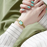 women wearing 2921L
