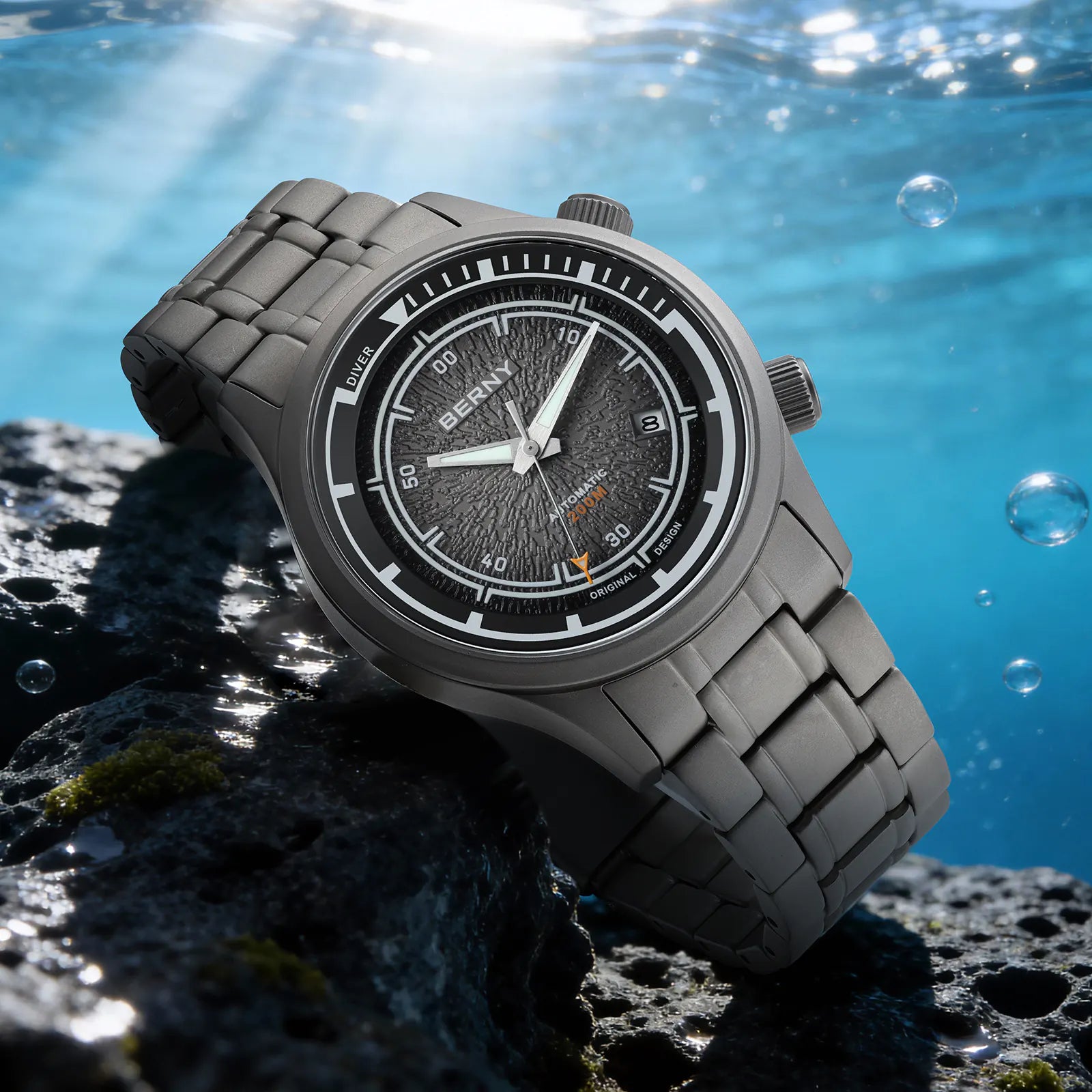 BERNY AMT159MS Titanium Automatic Diver Watch, 200M Water-resistant Black Dial Lightweight Diving Wristwatch