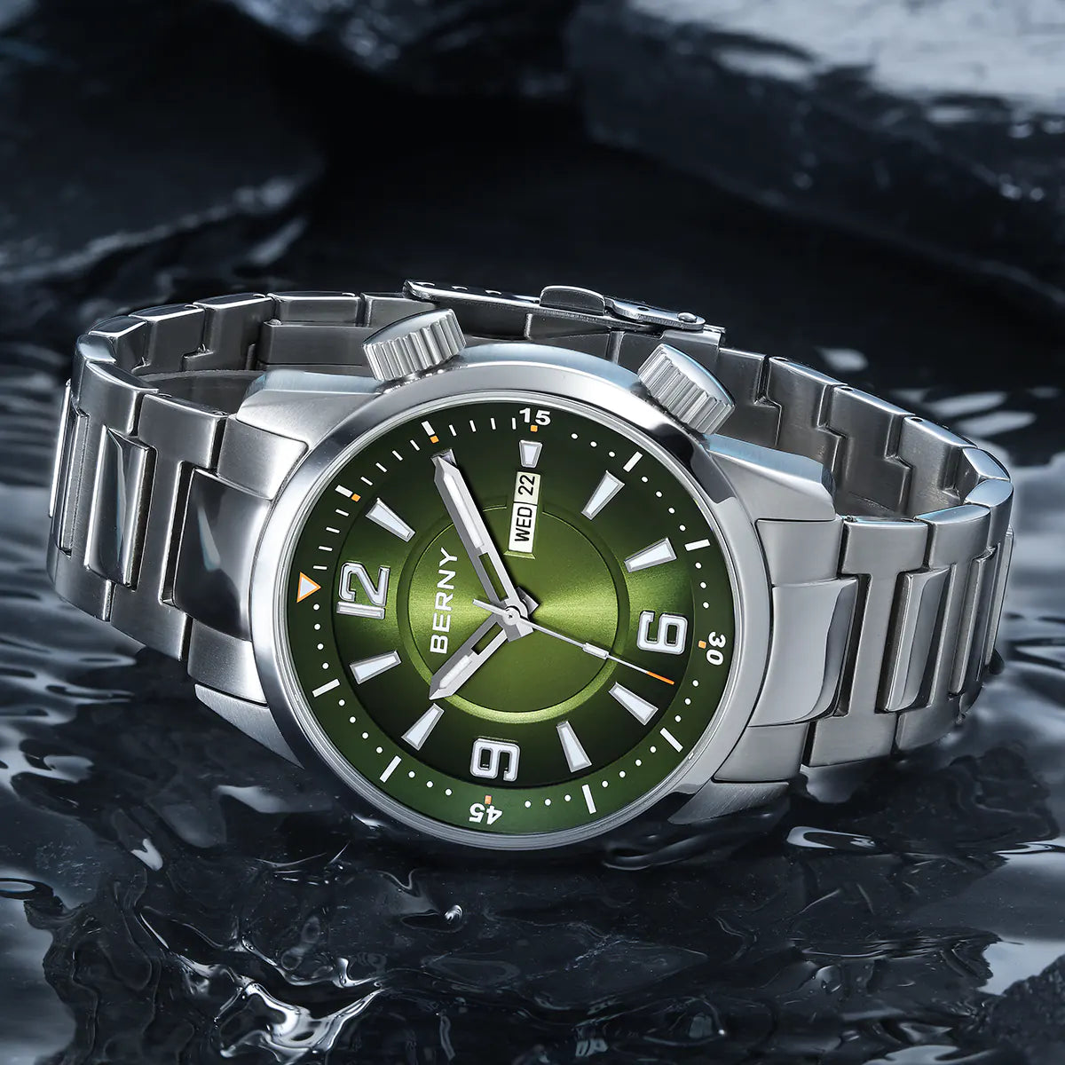 compressor diver watch AM139MS-GRN